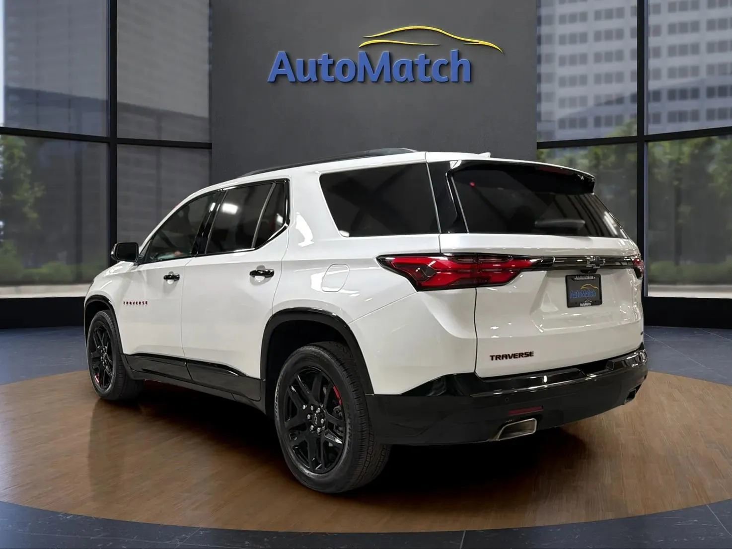 Used 2023 Chevrolet Traverse Premier w/ Redline Edition AWD/4WD image 9