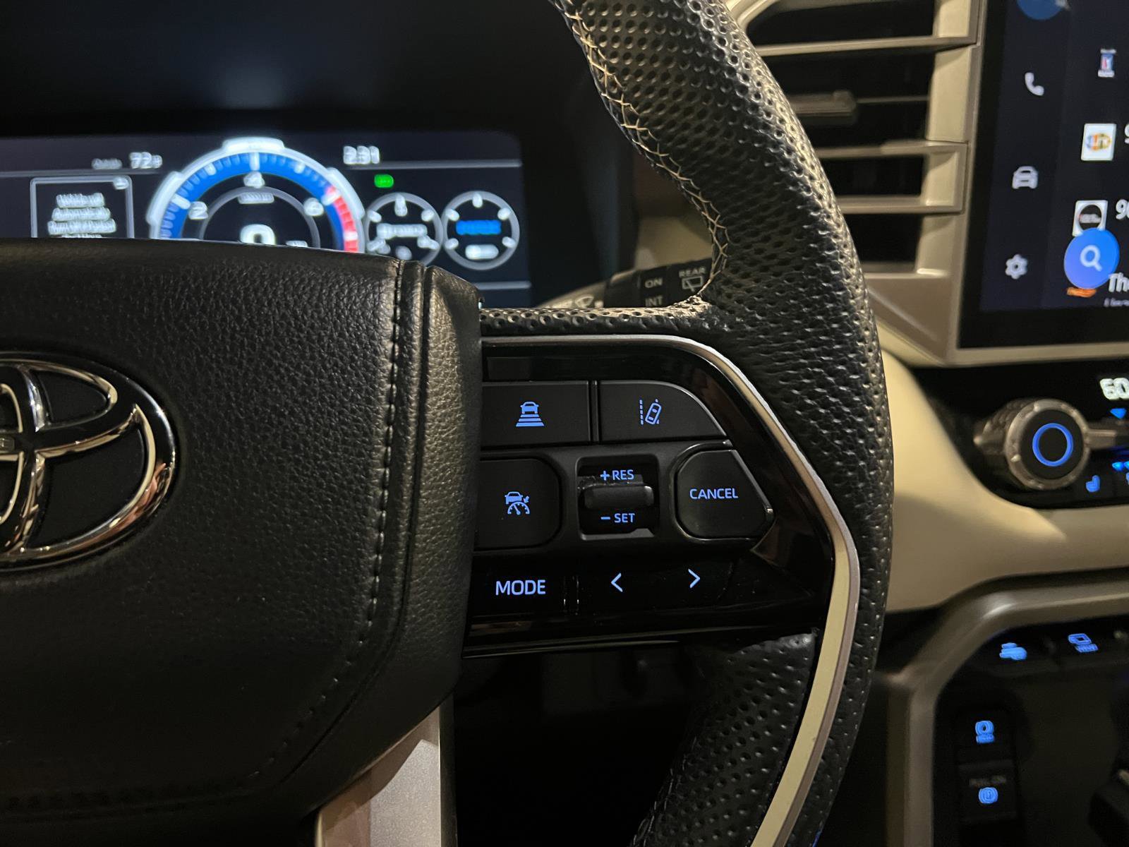 Used 2024 Toyota Sequoia Capstone image 14