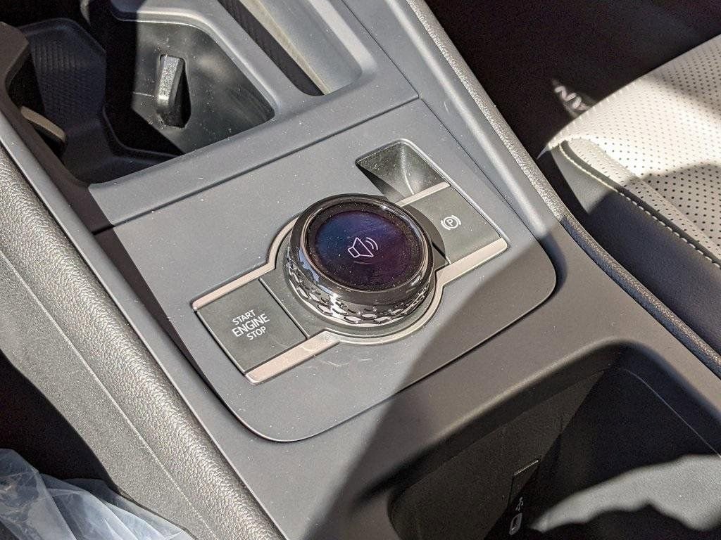 New 2026 Volkswagen Tiguan SE AWD/4WD image 21