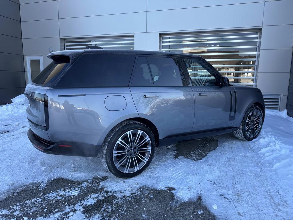 Used 2024 Land Rover Range Rover SE AWD/4WD image 6