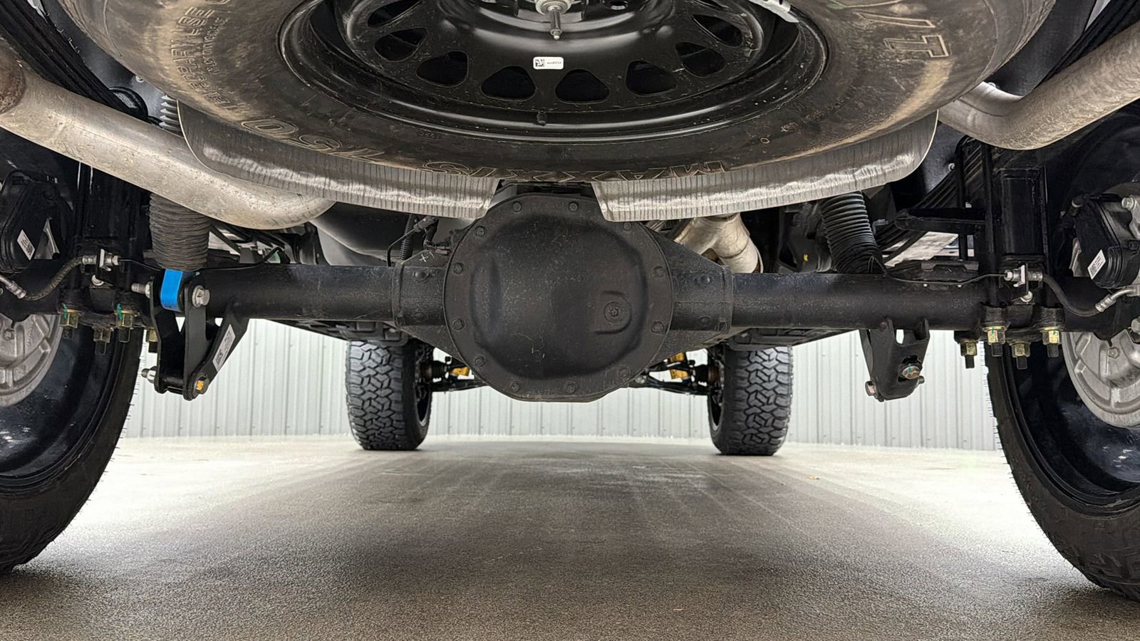 Used 2025 GMC Sierra 1500 AT4X image 13