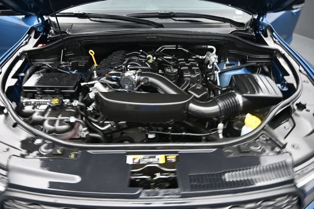 Used 2025 Dodge Durango GT AWD/4WD image 33
