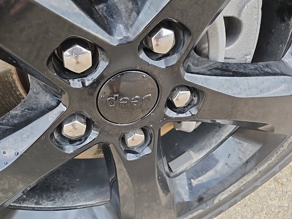 Used 2023 Jeep Grand Cherokee Altitude AWD/4WD image 25
