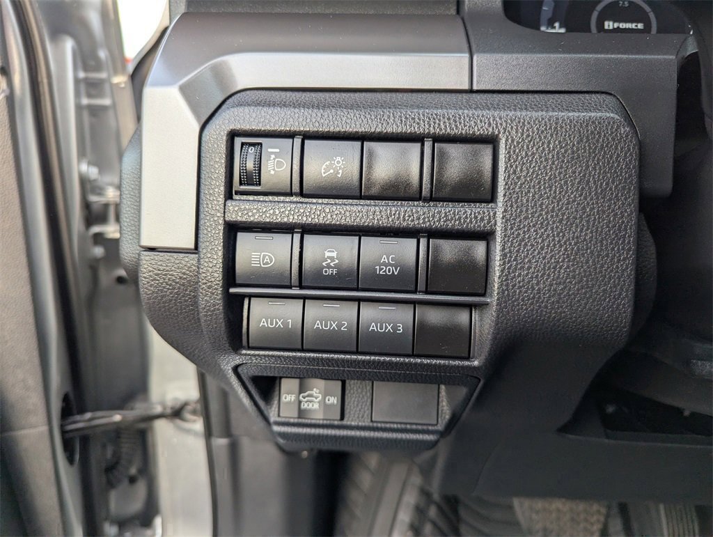 Used 2024 Toyota Tacoma TRD Off-Road image 20