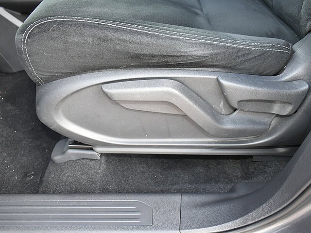 Used 2018 Nissan Murano S image 18