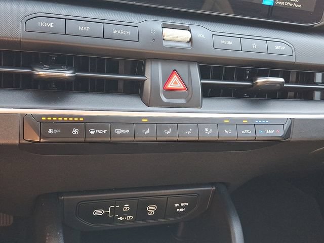Certified 2025 Kia K4 FWD image 13