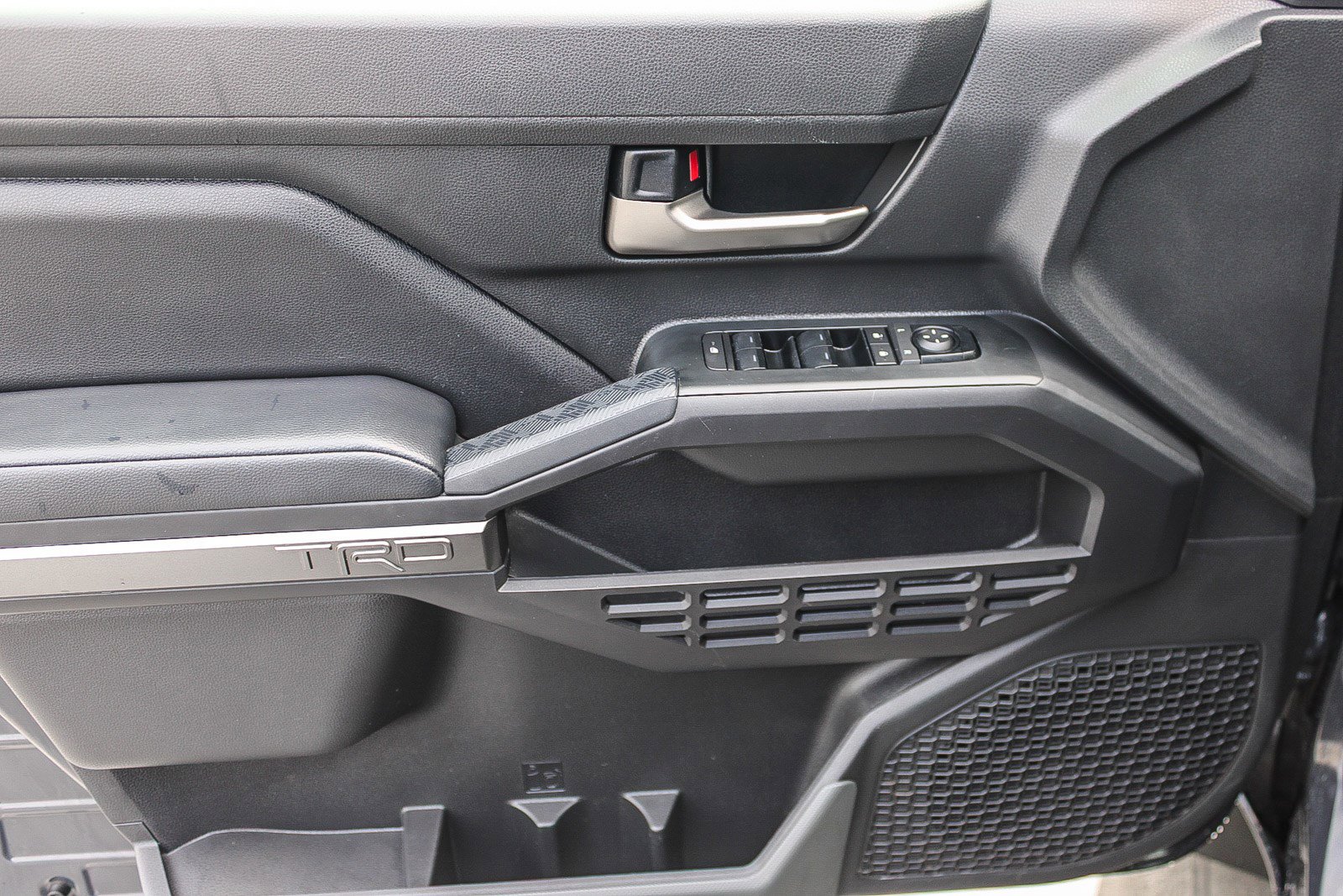 Used 2024 Toyota Tacoma TRD Sport image 21