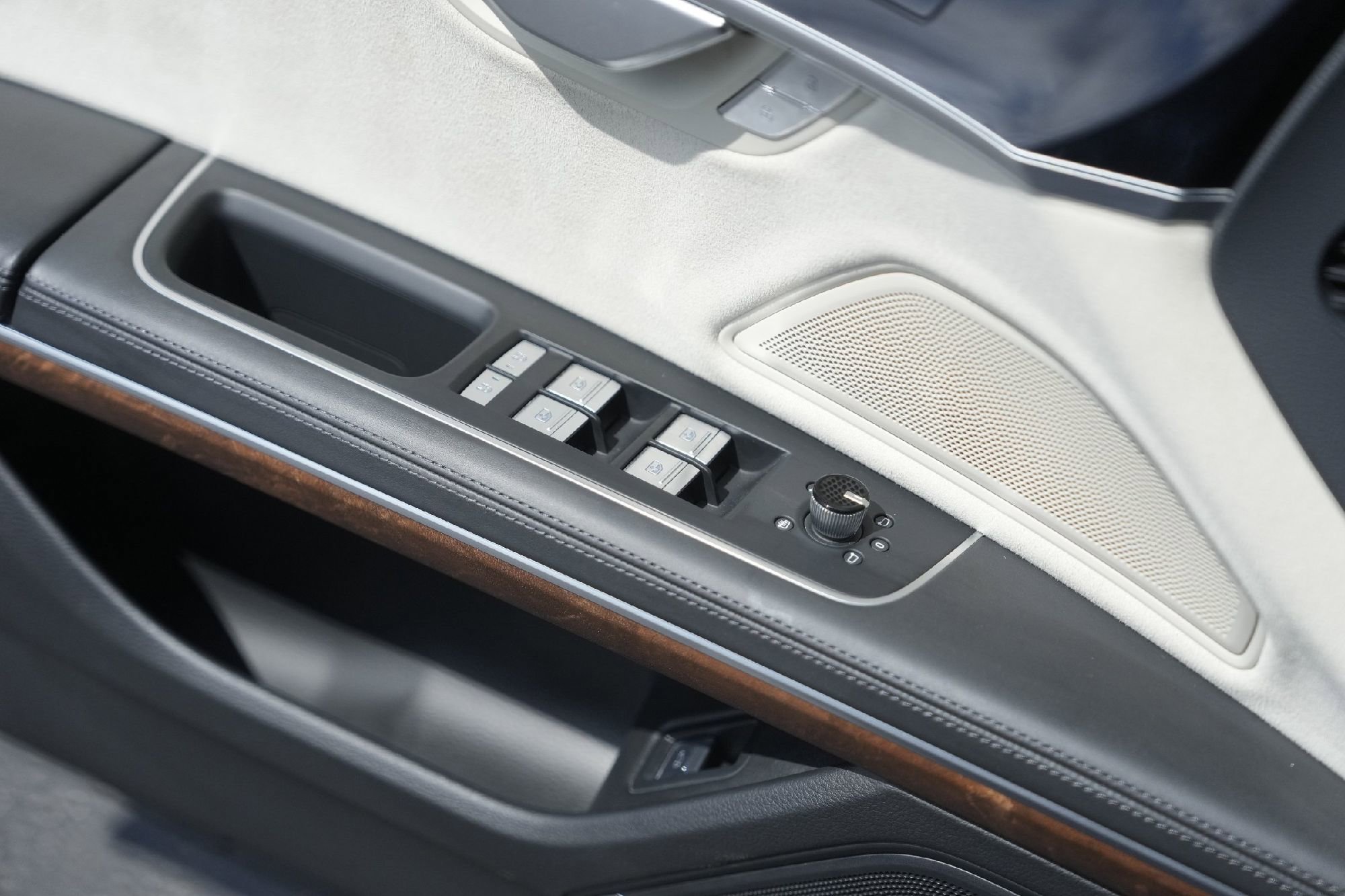 Certified 2022 Audi A8 L 3.0T image 20