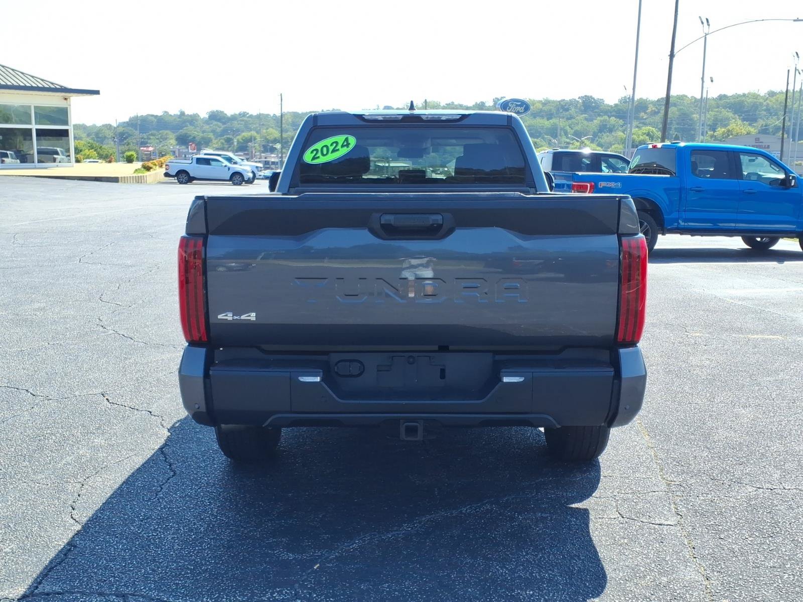 Used 2024 Toyota Tundra SR5 w/ SR5 Premium Package AWD/4WD image 7