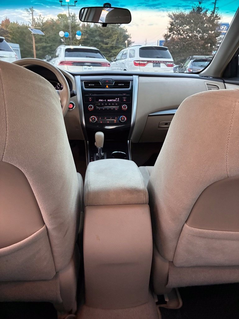 Used 2013 Nissan Altima 2.5 S FWD image 15