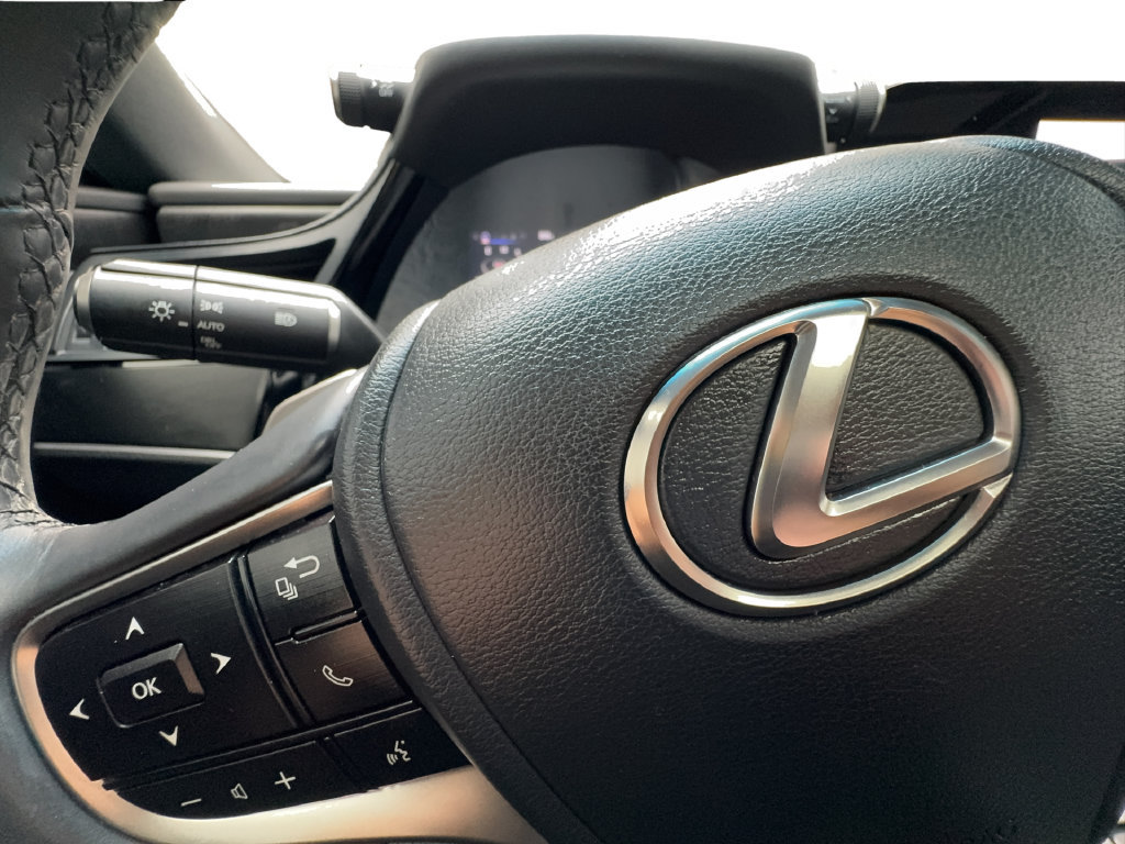 Used 2024 Lexus ES 350 w/ Premium Package FWD image 46