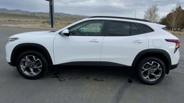 New 2026 Chevrolet Trax LT w/ Driver Confidence Package FWD image 5