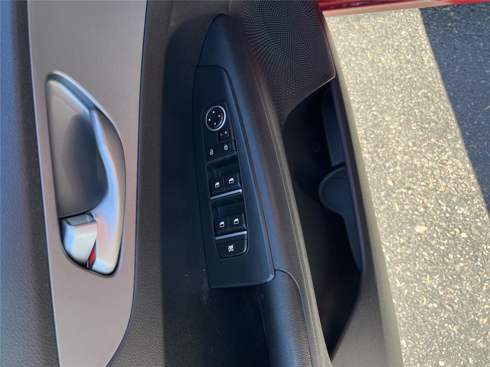 Used 2019 Kia Forte LXS image 9