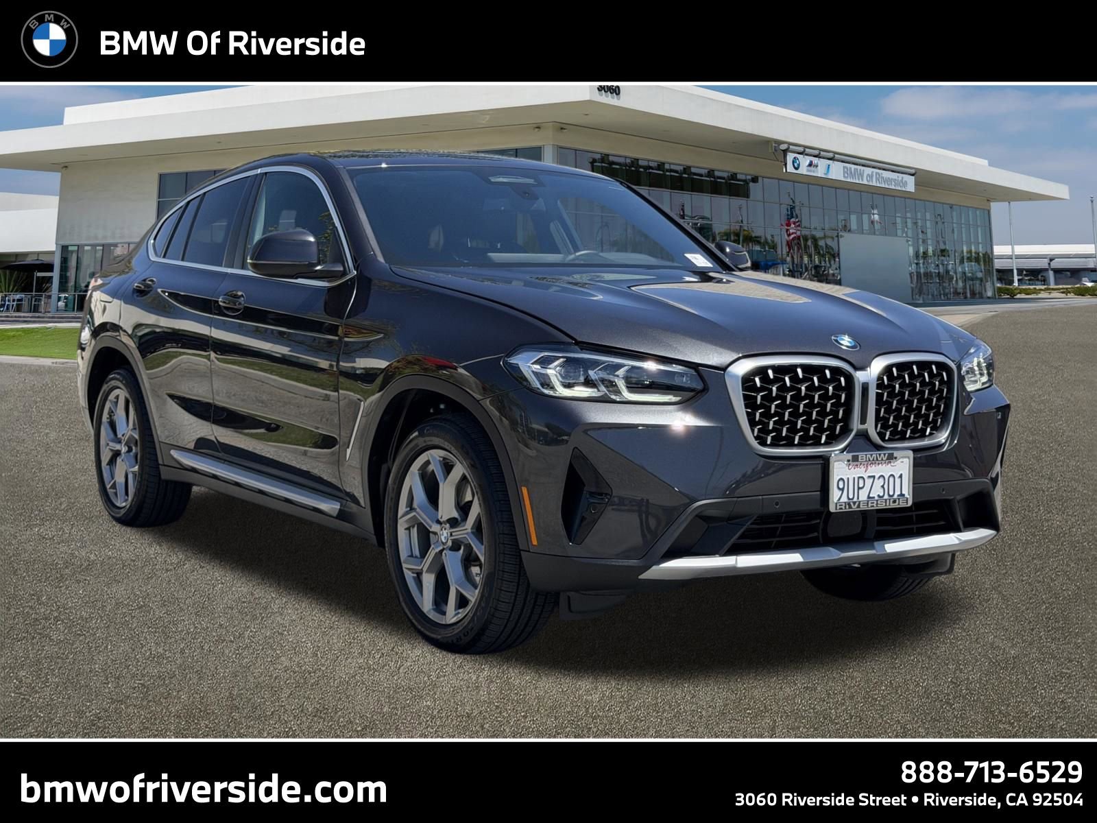 Used 2025 BMW X4 xDrive30i w/ Premium Package AWD/4WD image 1