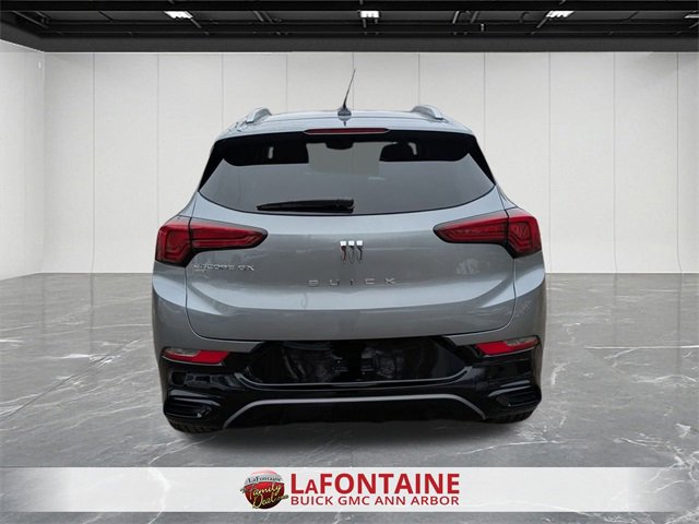 Used 2025 Buick Encore GX Sport Touring w/ Experience Buick Package image 4