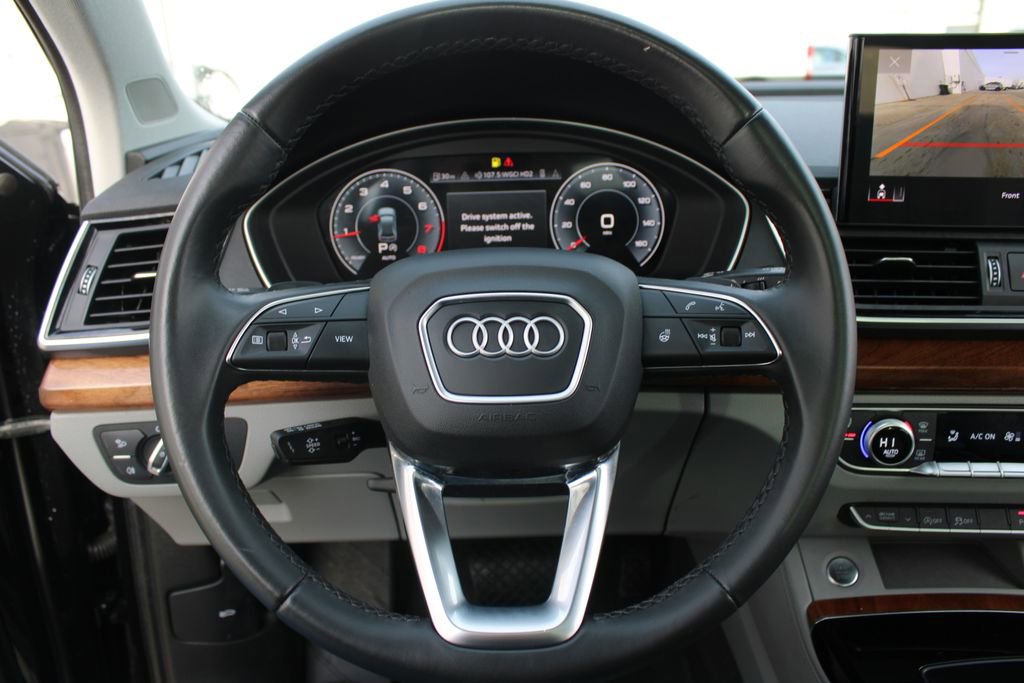 Used 2022 Audi Q5 2.0T Premium Plus w/ Premium Plus Package AWD/4WD image 11