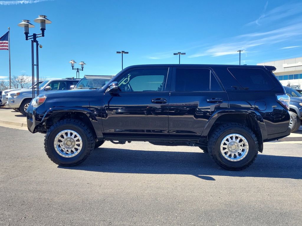 Used 2021 Toyota 4Runner SR5 Premium image 7