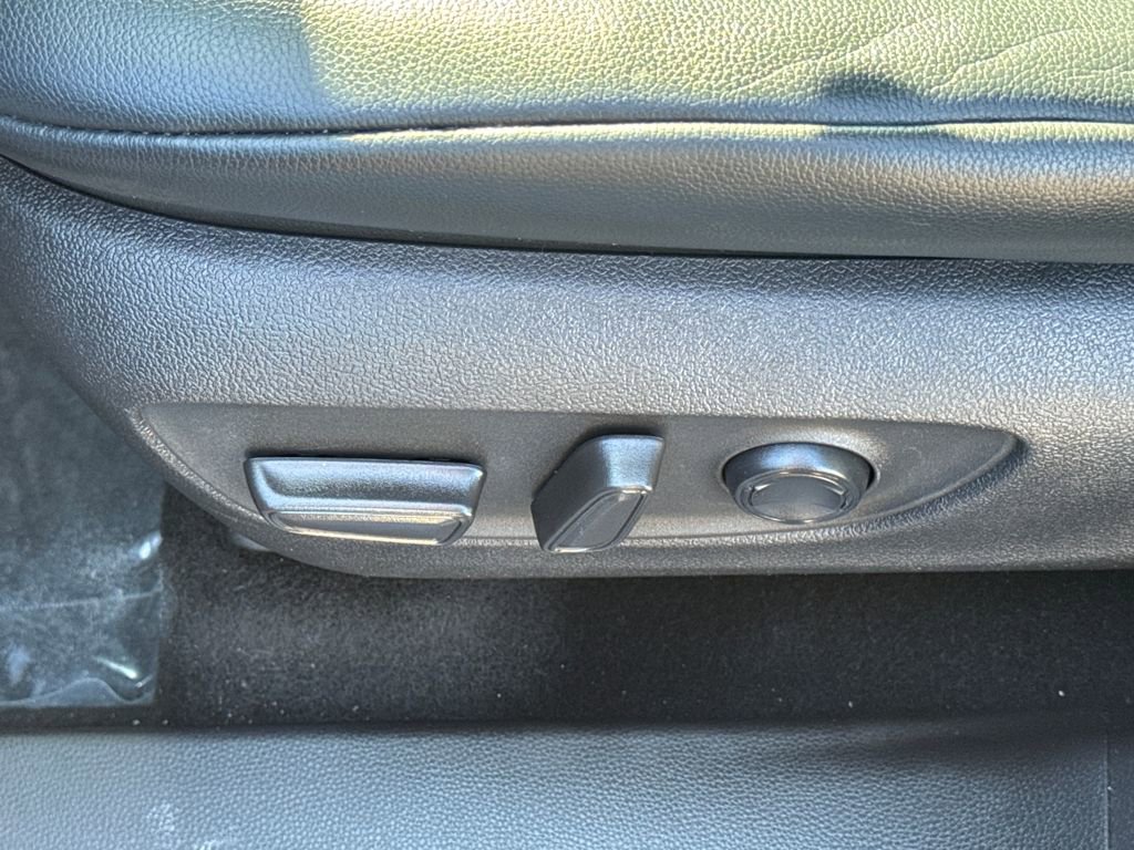 Used 2022 Toyota Highlander XLE image 53