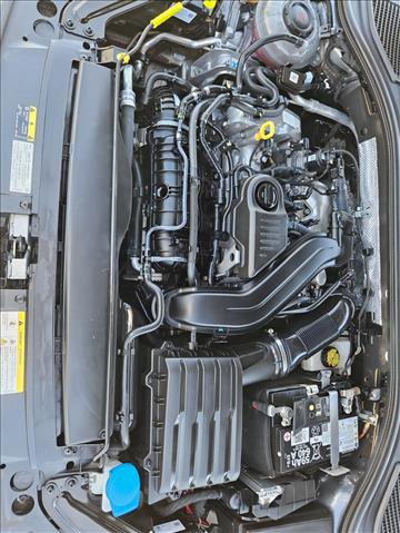 Used 2024 Volkswagen Jetta SE FWD image 21
