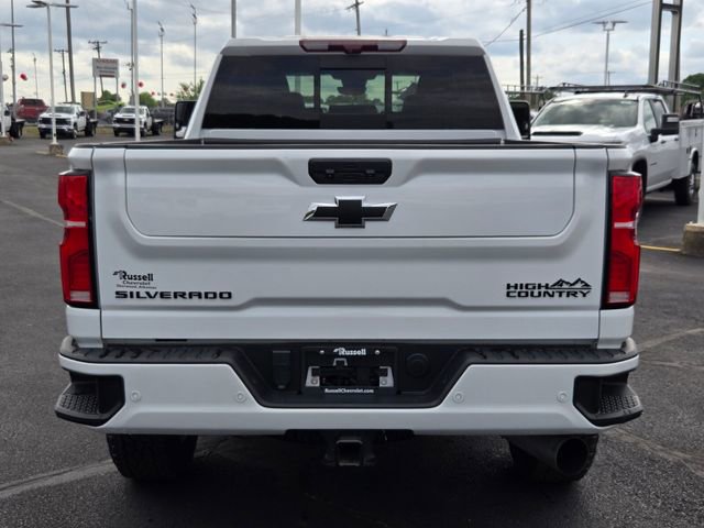 Used 2024 Chevrolet Silverado 2500 High Country w/ High Country Premium Package image 4