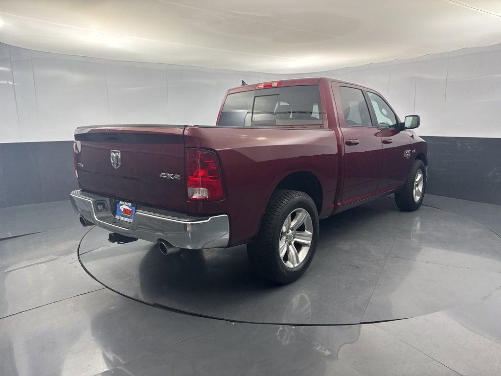 Used 2019 RAM 1500 Classic SLT w/ SLT Plus D￩cor Group AWD/4WD image 5