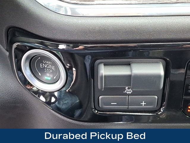 Used 2025 Chevrolet Silverado 2500 LTZ w/ LTZ Convenience Package image 25