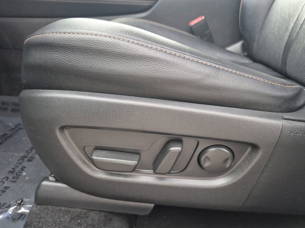 Used 2024 MAZDA CX-90 3.3 Turbo w/ Premium Package image 12