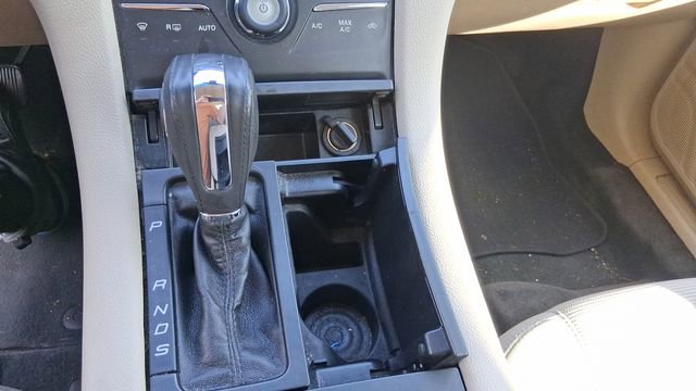 Used 2013 Ford Taurus SEL image 28