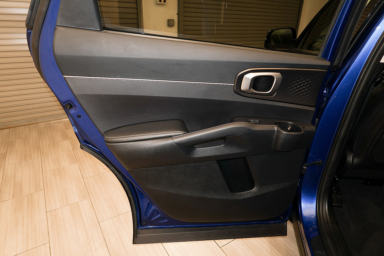 Used 2022 Kia Sorento S w/ Panoramic Sunroof Package FWD image 15