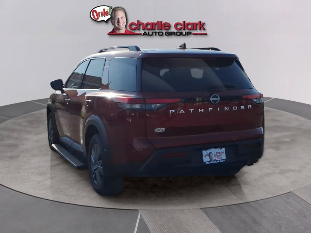 Used 2025 Nissan Pathfinder SV FWD image 3