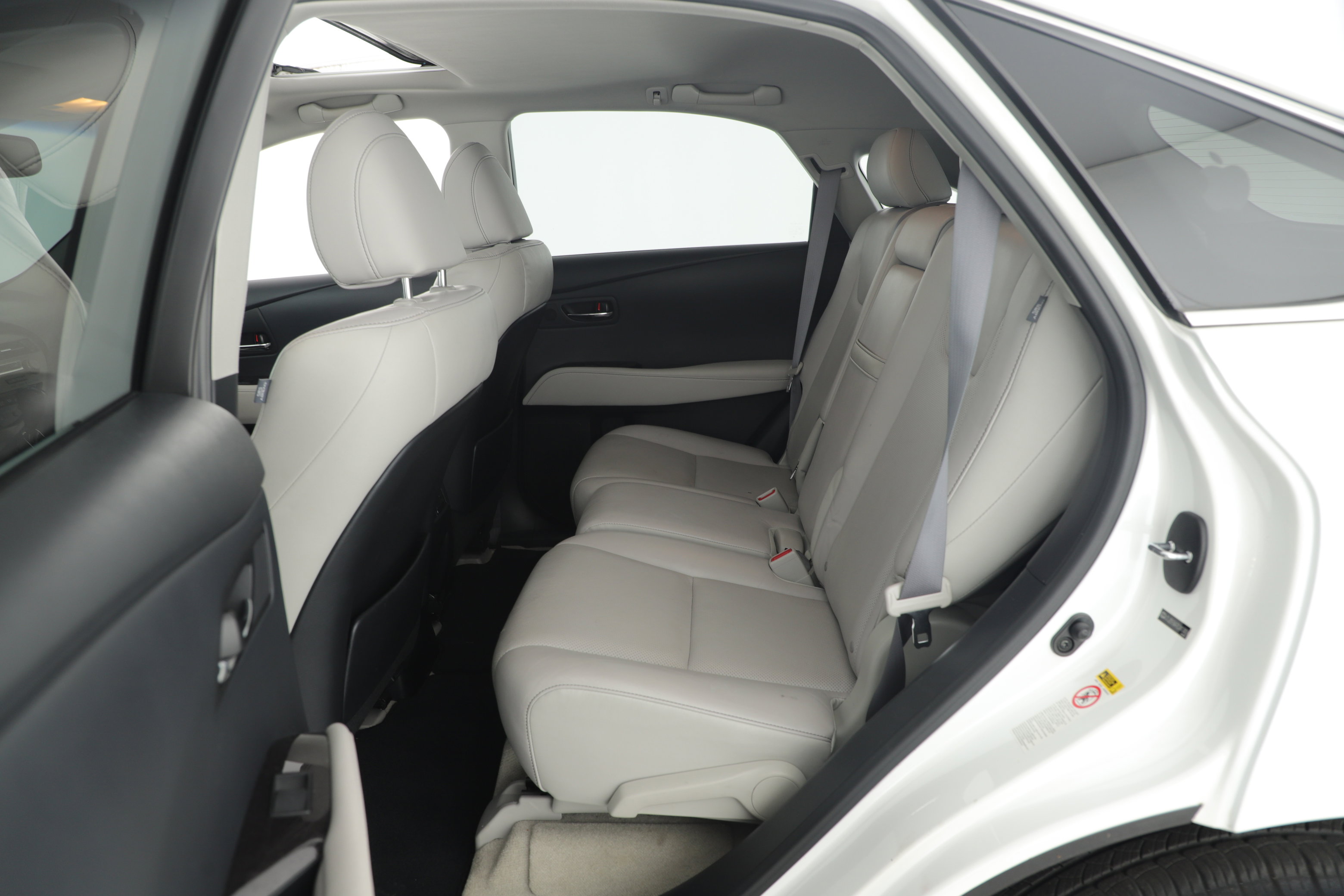 Used 2014 Lexus RX 450h FWD image 17