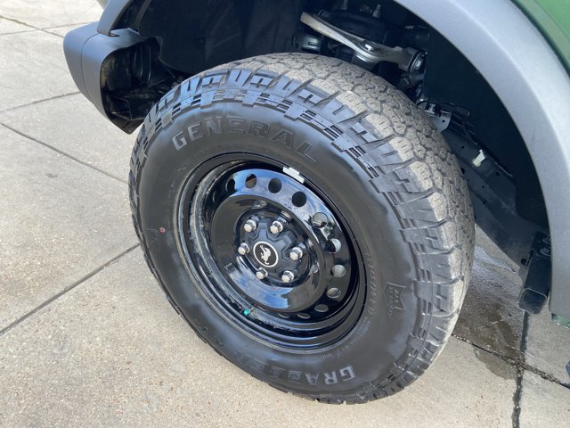 Used 2023 Ford Bronco Black Diamond AWD/4WD image 25