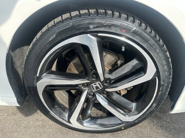Used 2020 Honda Accord Sport image 9