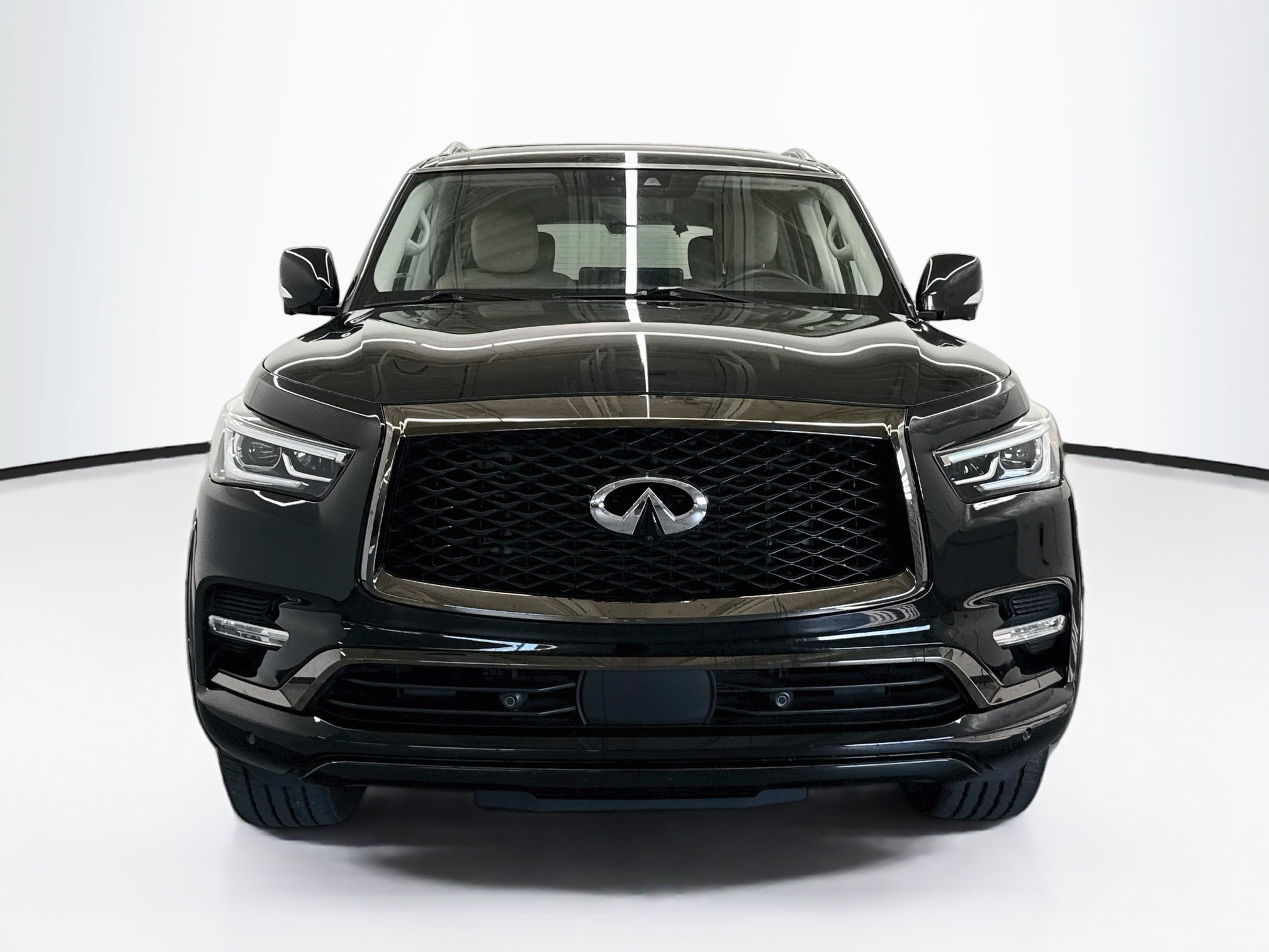 Used 2023 INFINITI QX80 Premium Select w/ Cargo Package RWD image 2
