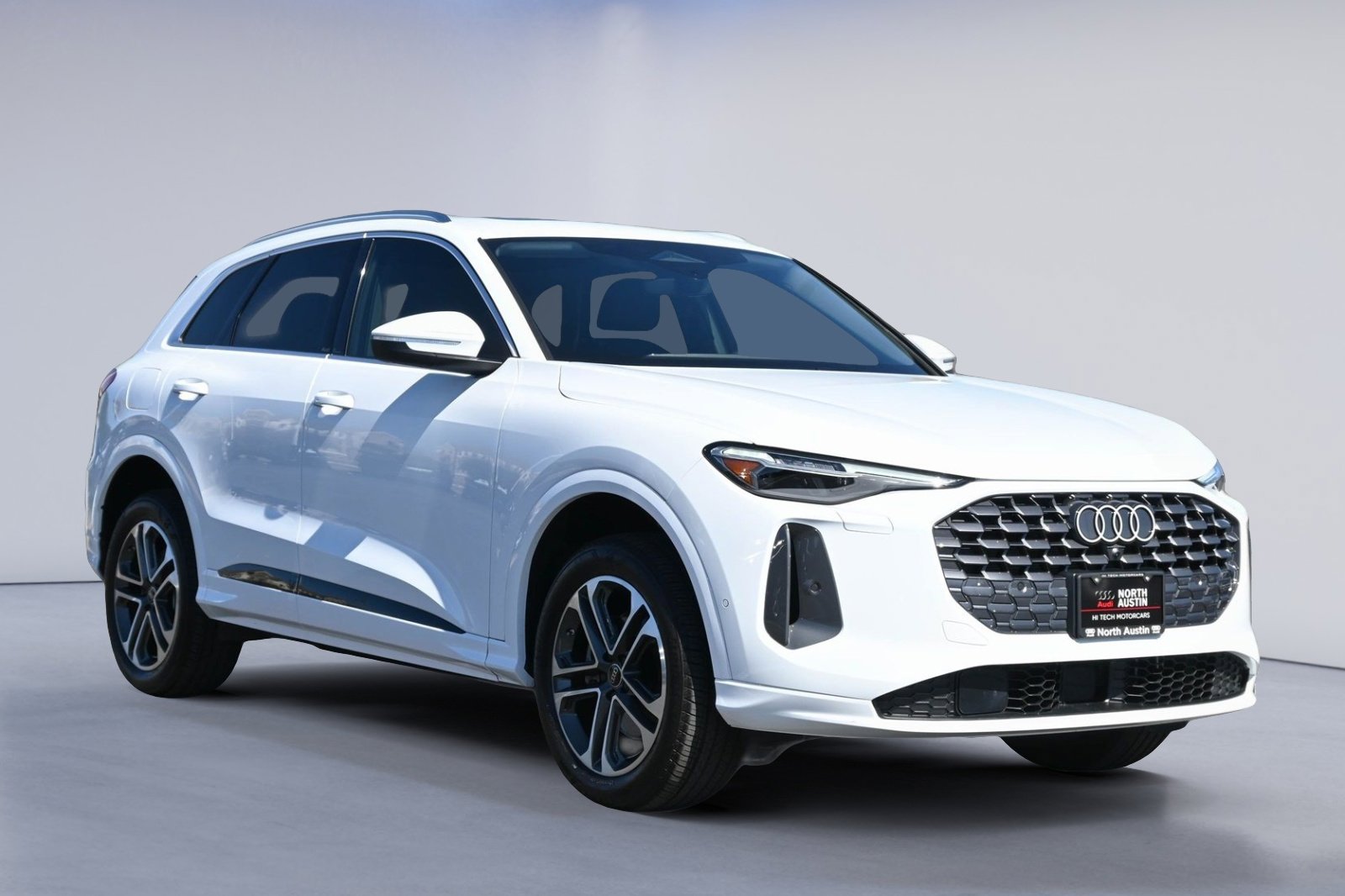 Certified 2025 Audi Q5 Premium Plus w/ Premium Plus