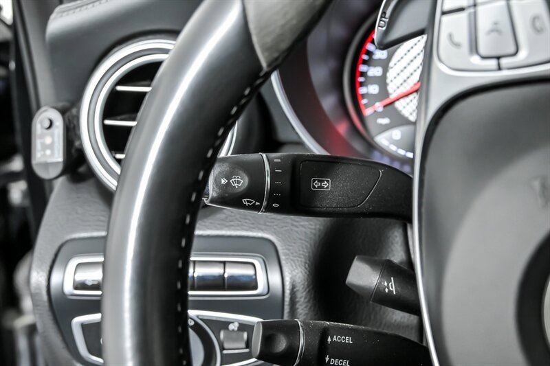Used 2016 Mercedes-Benz C 63 AMG S image 26