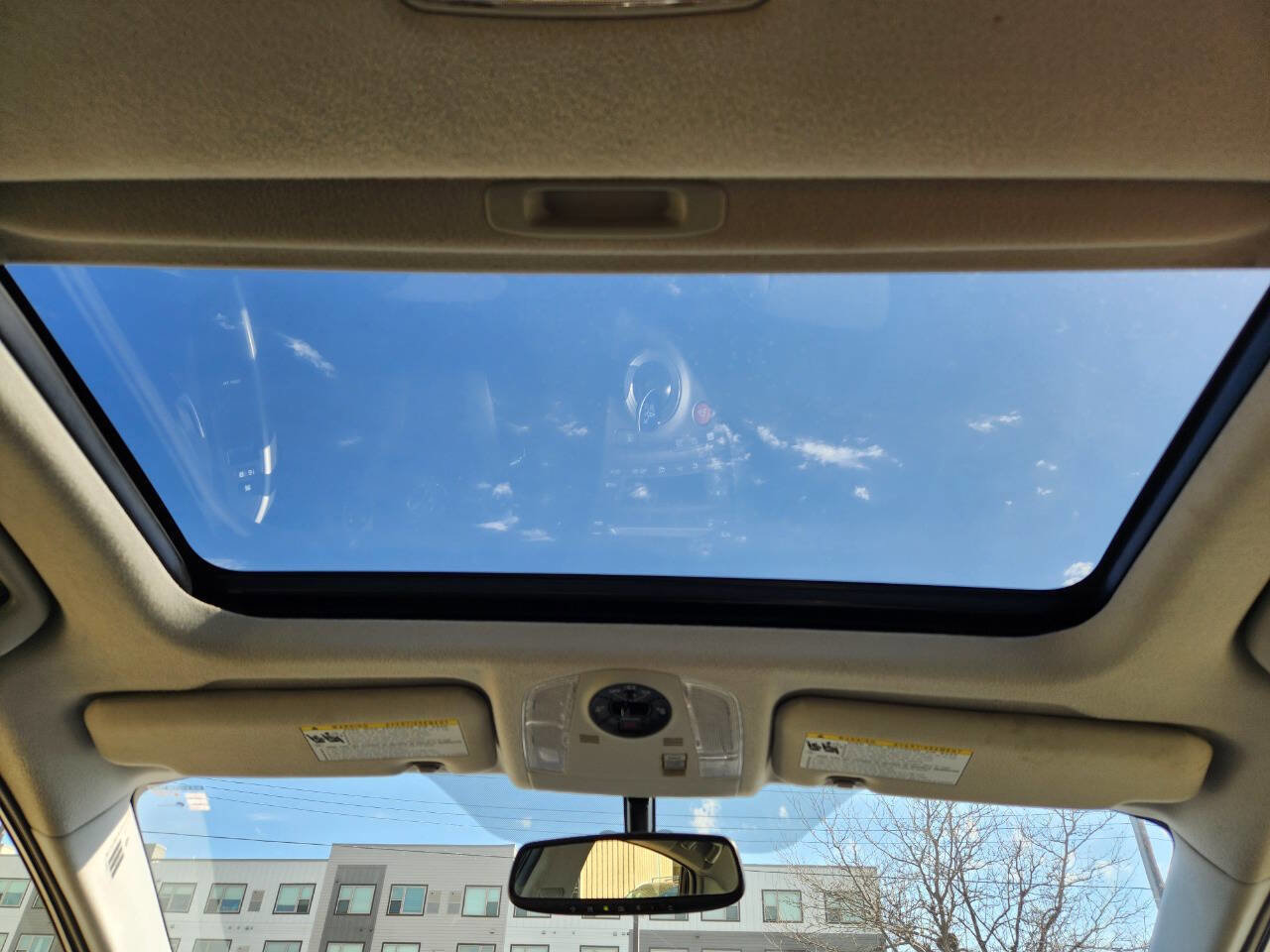 Used 2012 Toyota Prius Four w/ Deluxe Solar Roof Pkg FWD image 18