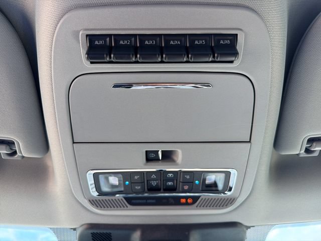 New 2026 Ford F250 Lariat w/ Black Appearance Package AWD/4WD image 34