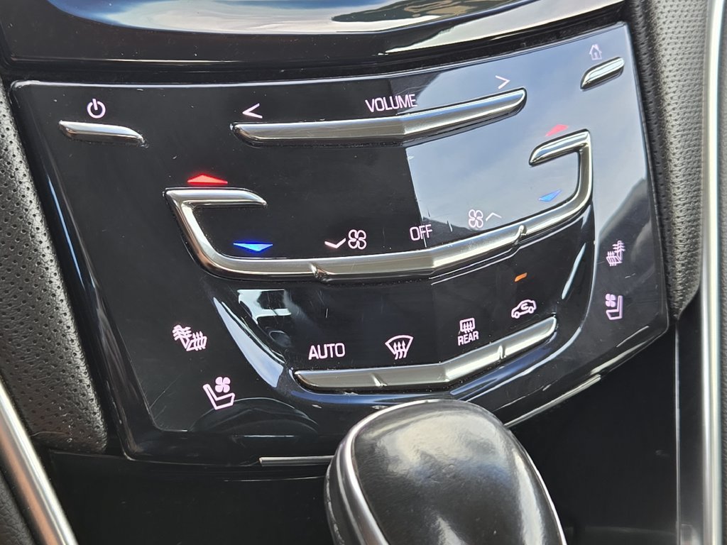 Certified 2019 Cadillac XTS Luxury FWD image 12