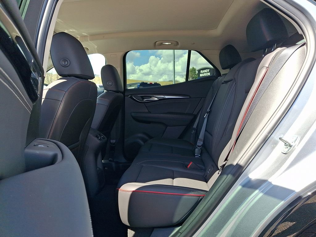 Used 2023 Buick Envision Essence w/ Technology Package I image 10