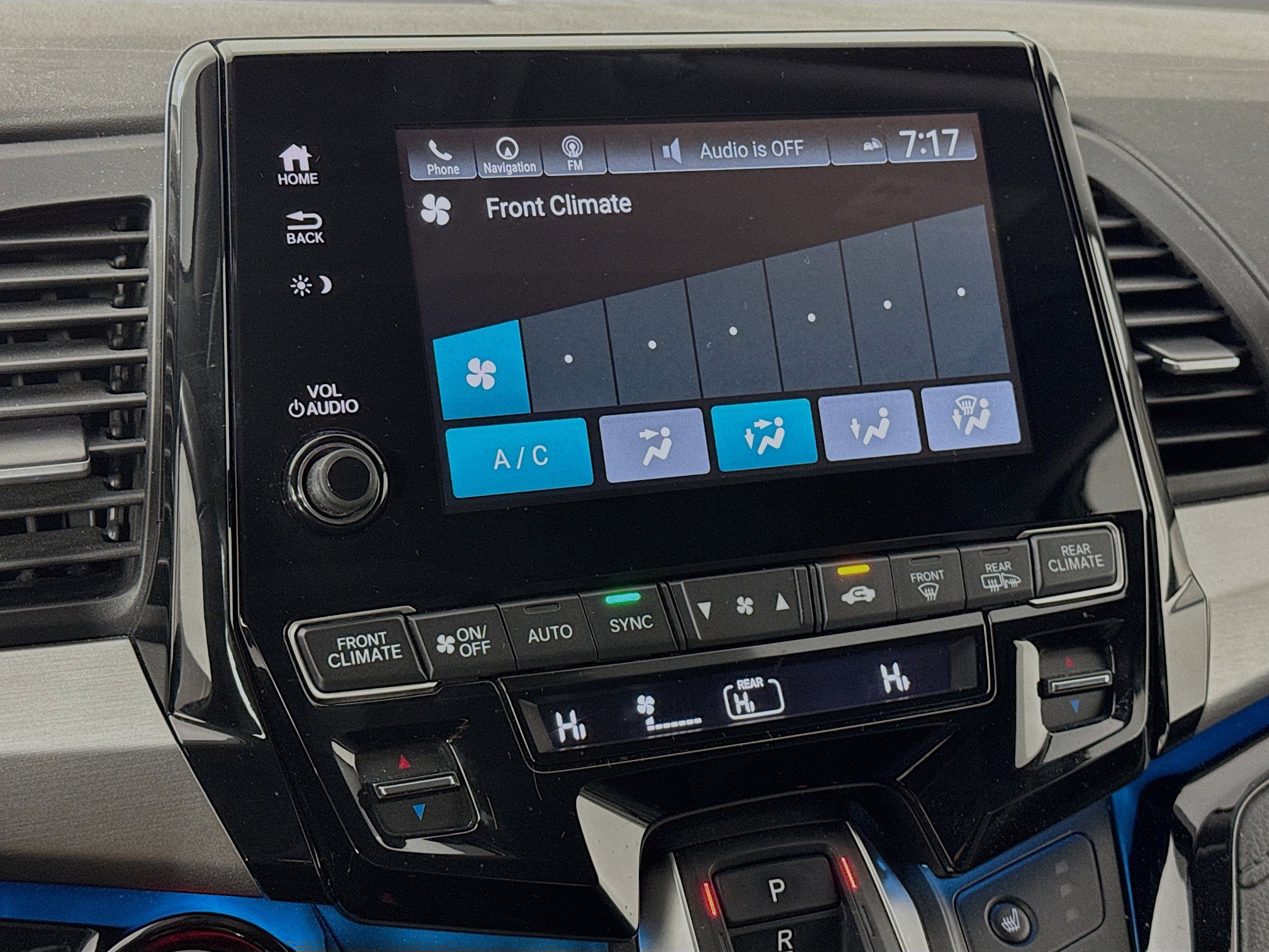 Certified 2024 Honda Odyssey Touring image 16