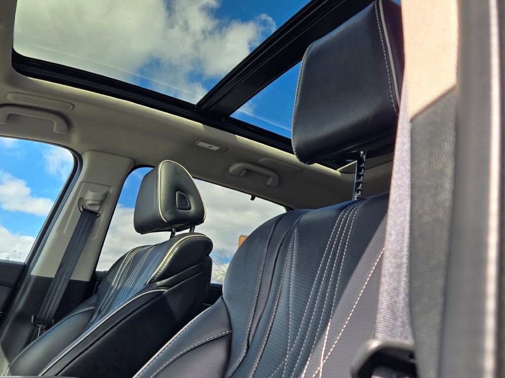 Certified 2026 Acura MDX SH-AWD w/ Advance Package image 3