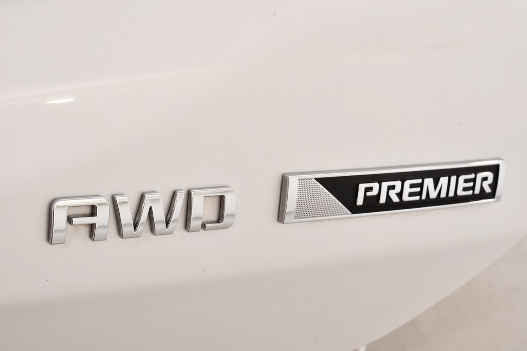 Used 2018 Chevrolet Equinox Premier AWD/4WD image 21
