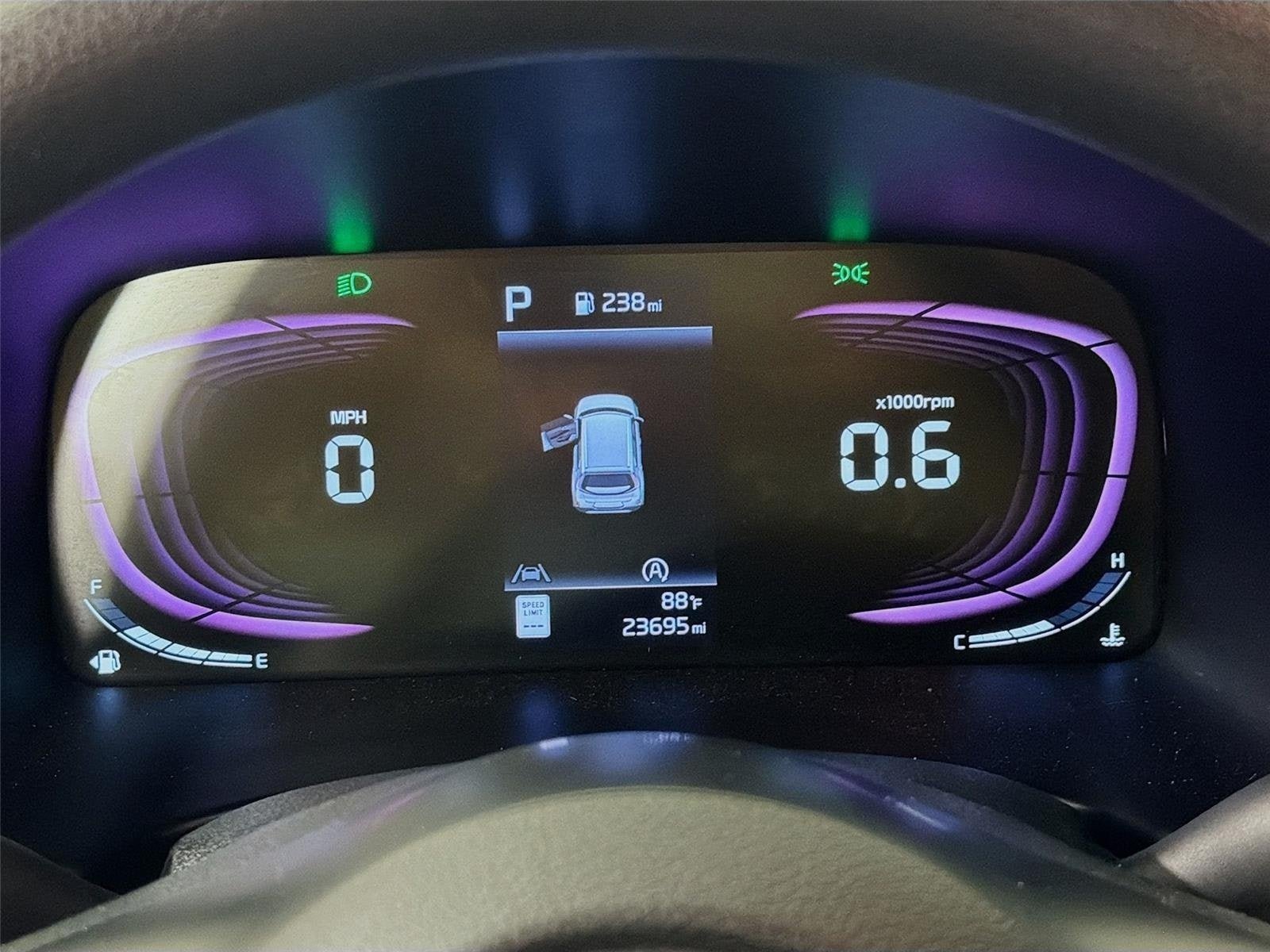 Certified 2023 Kia Soul LX w/ LX Technology Package FWD image 13