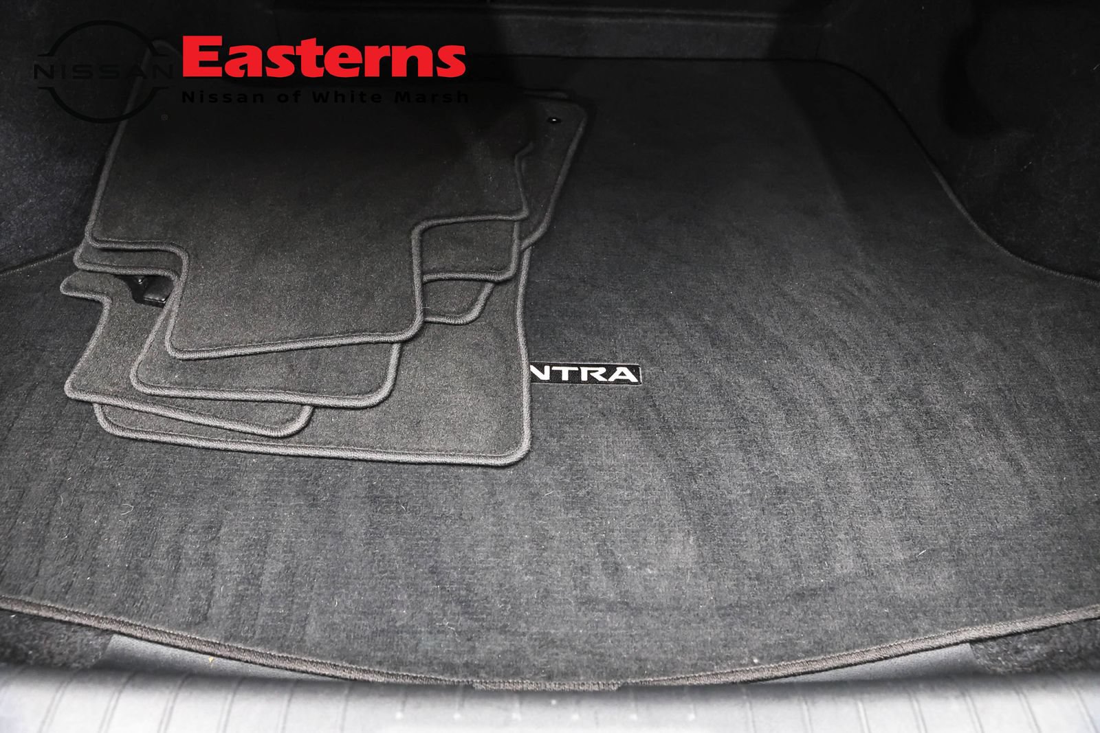 Used 2022 Nissan Sentra SR w/ SR Premium Package FWD image 9