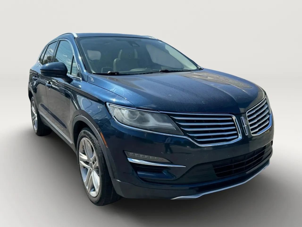Used 2017 Lincoln MKC Reserve w/ Lincoln MKC Climate Package image 4