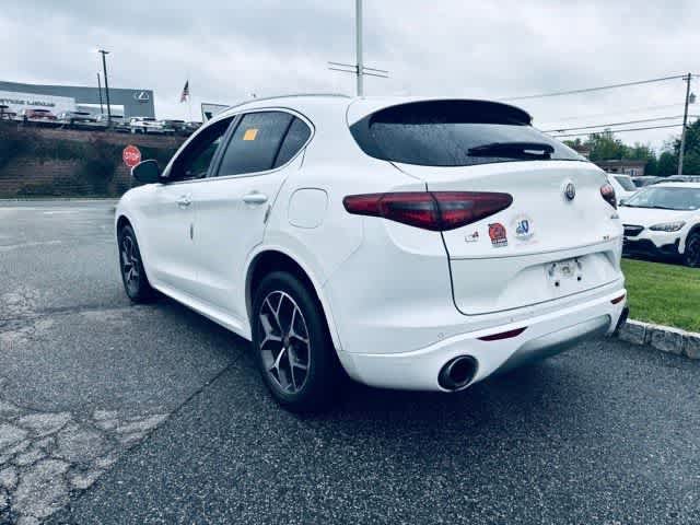 Used 2020 Alfa Romeo Stelvio Ti w/ Active Blind Spot Package AWD/4WD image 6
