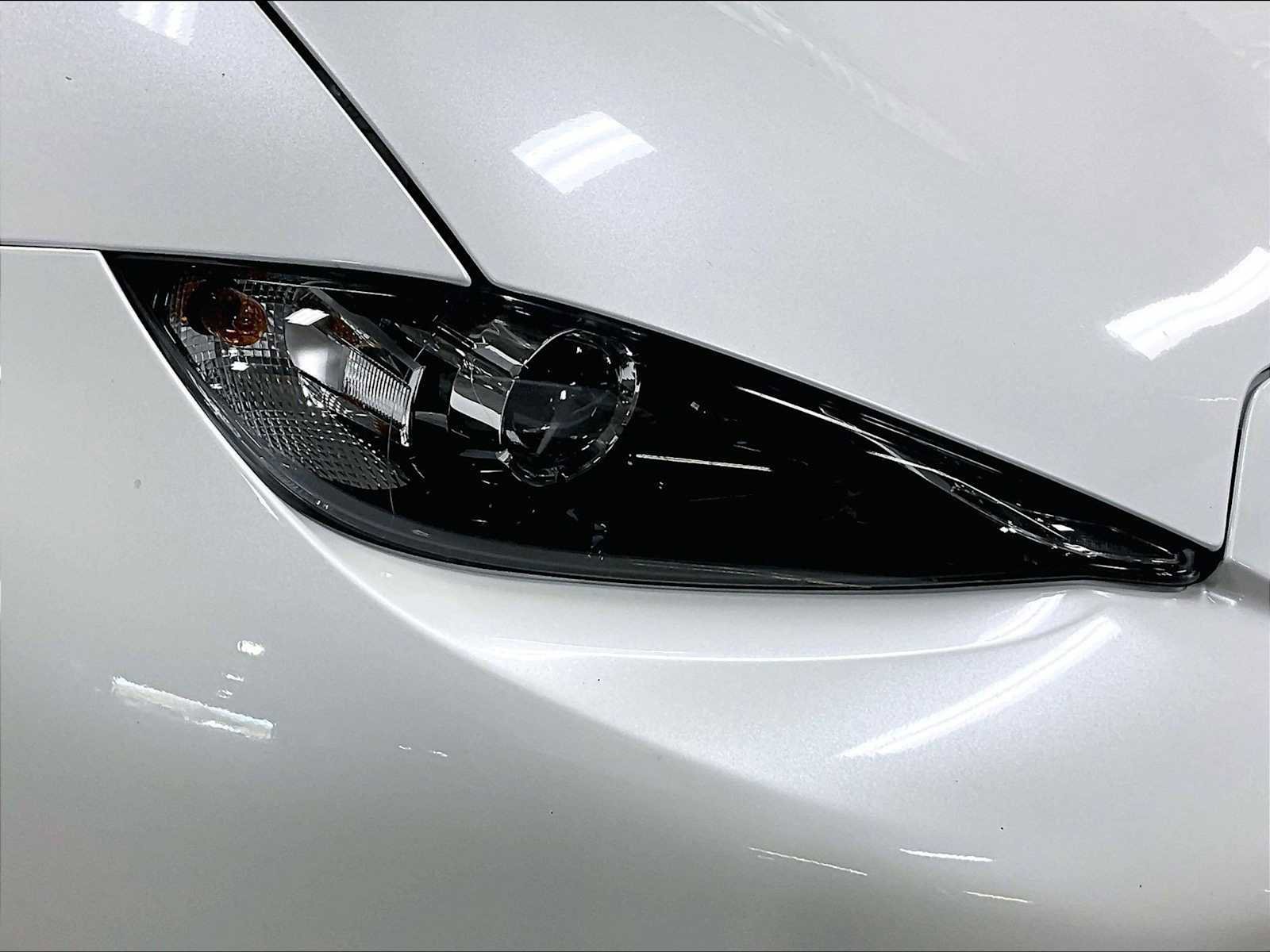 Used 2023 MAZDA MX-5 Miata Grand Touring image 14