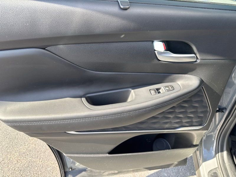 Used 2023 Hyundai Santa Fe Limited AWD/4WD image 25