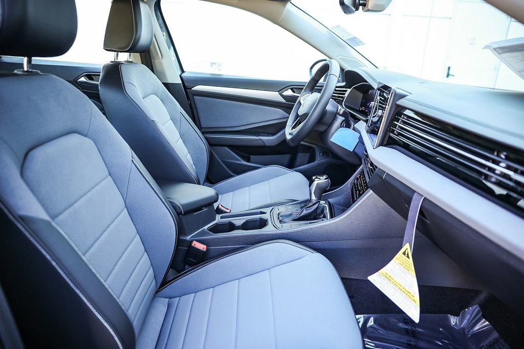 New 2026 Volkswagen Jetta SE image 27